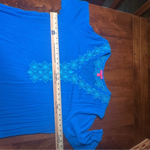 Lilly Pulitzer for Target periwinkle Tunic with turquoise embroidery. Size 1X. - Picture 5 of 6